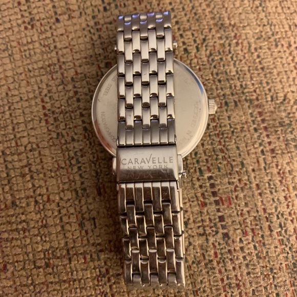 Caravelle New York watch - Picture 3 of 4
